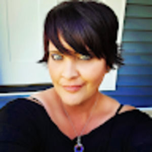 Meet your Posher, Alicia